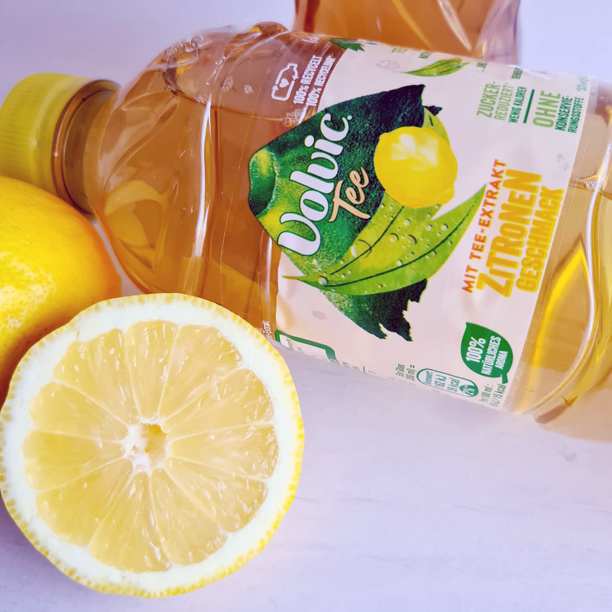 Volvic Tee Zitrone und Pfirsich