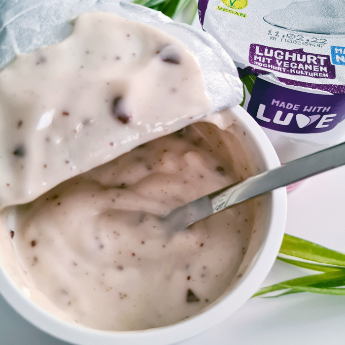 MADE WITH LUVE Lughurt