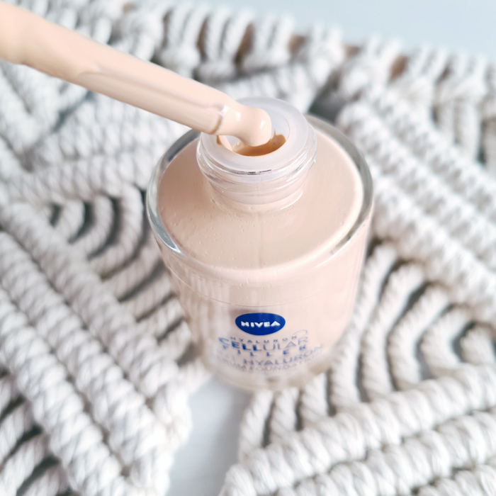 NIVEA Cellular 3IN1 HYALURON SERUM FOUNDATION