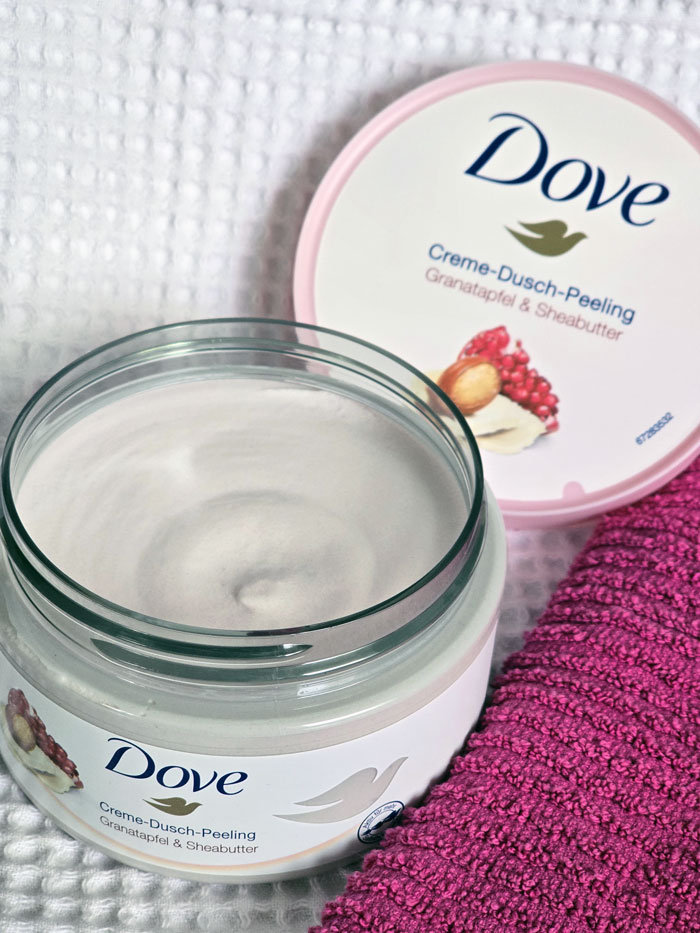 Creme-Dusch-Peeling_Dove- Creme-Dusch-Peeling von Dove